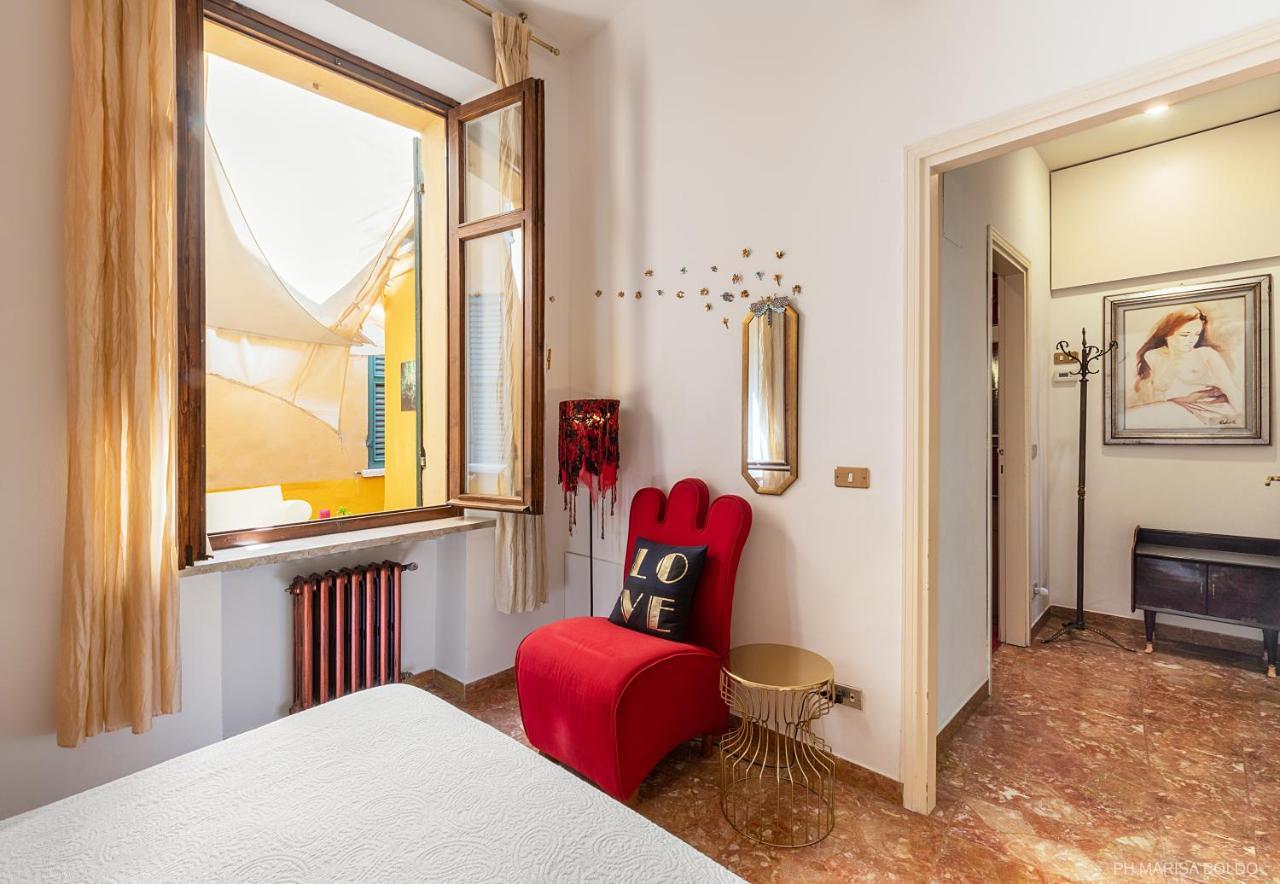 Billie'S Flat Red - Art & Design Apt In Verona Historic Centre المظهر الخارجي الصورة